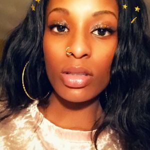 Meet your Posher, Lay